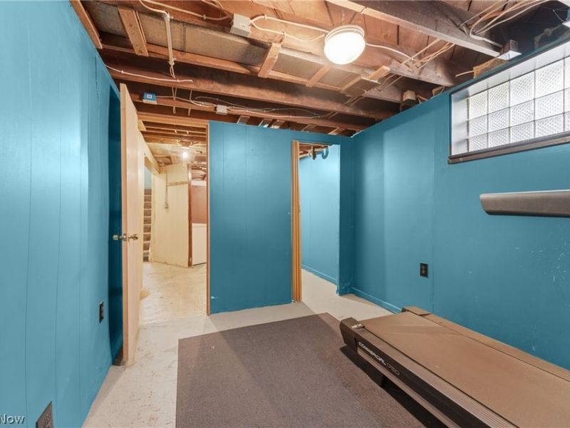 829 Indian Trail, Akron, OH 44314 Photo 27