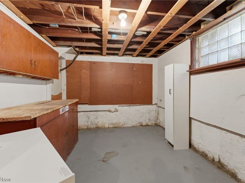 829 Indian Trail, Akron, OH 44314 Photo 29