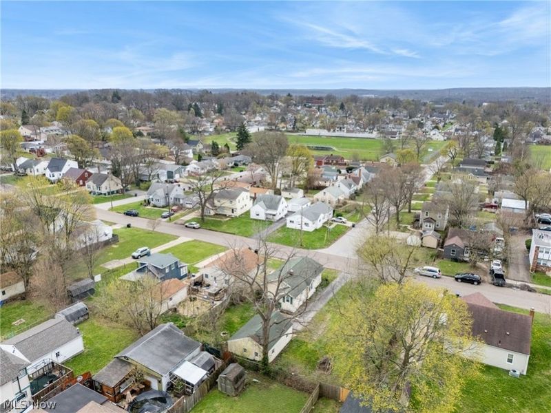 829 Indian Trail, Akron, OH 44314 Photo 37