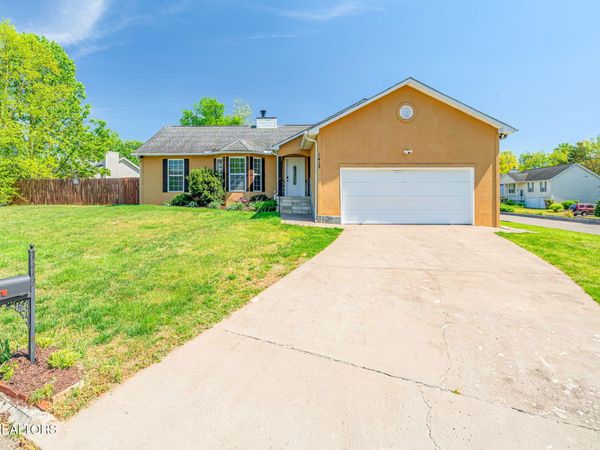 1412 Windgrove Lane, Knoxville, TN 37912