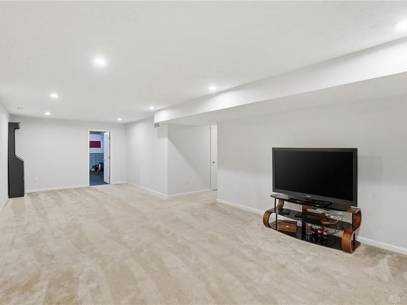 9582 Aspen Brook Court, Clearcreek Township, OH 45458 Photo 46