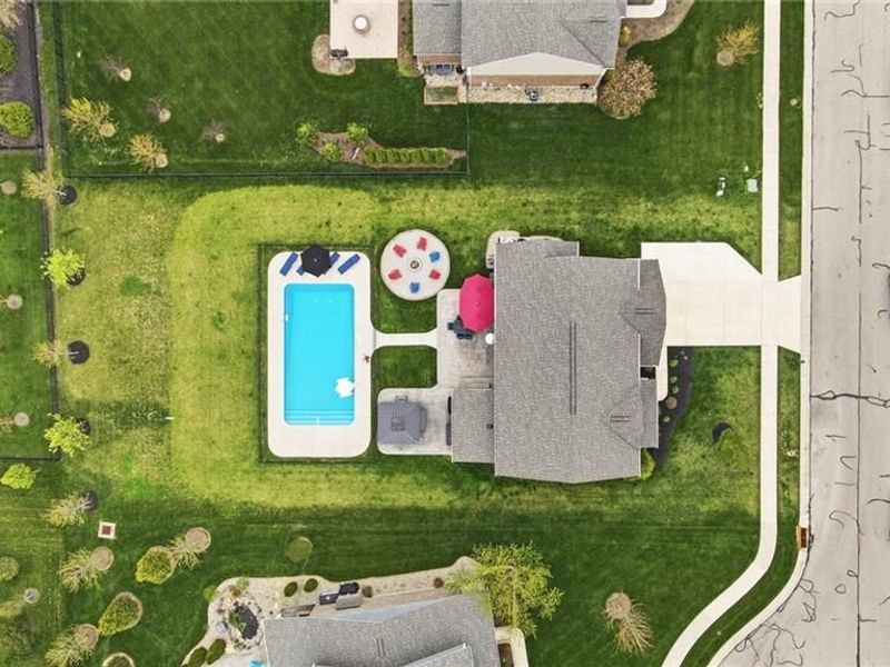 9582 Aspen Brook Court, Clearcreek Township, OH 45458 Photo 5