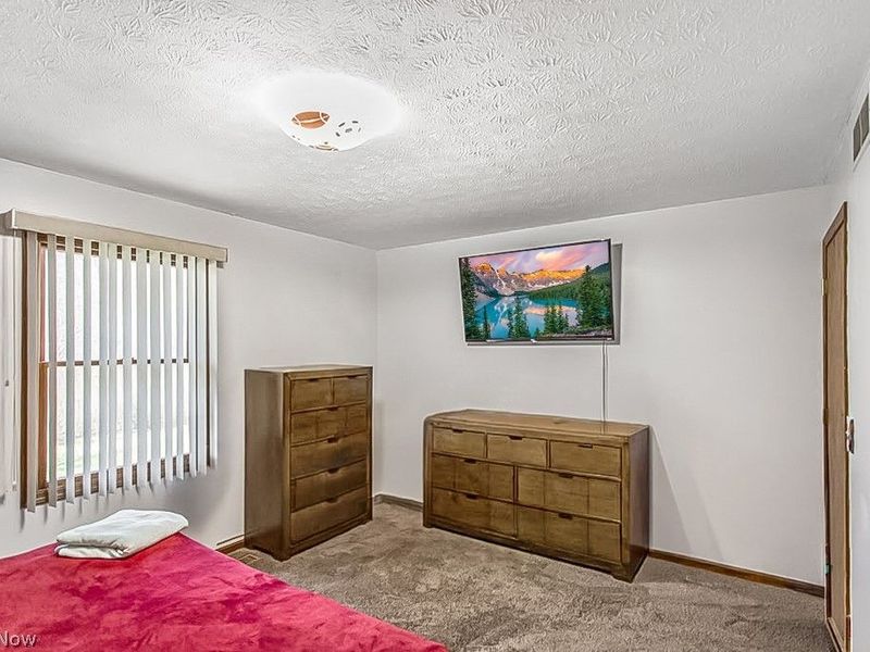 900 McArthur Drive, Girard, OH 44420 Photo 17