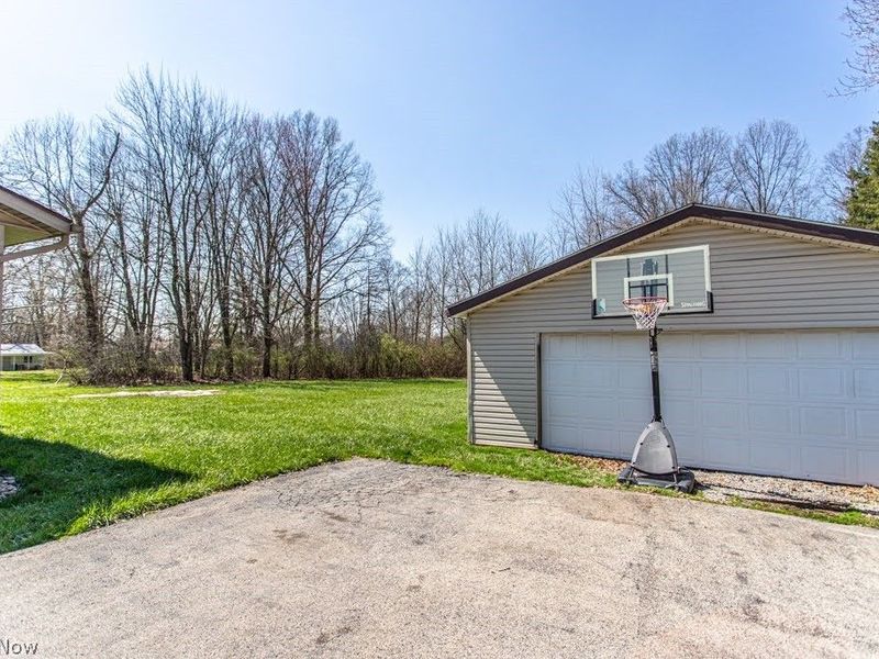 900 McArthur Drive, Girard, OH 44420 Photo 35