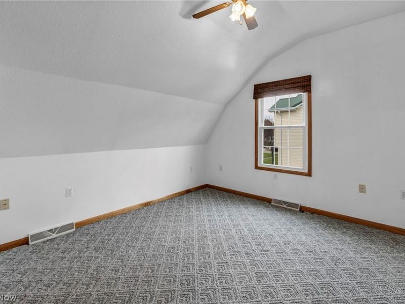 17 E Franklin Street, Newton Falls, OH 44444 Photo 23