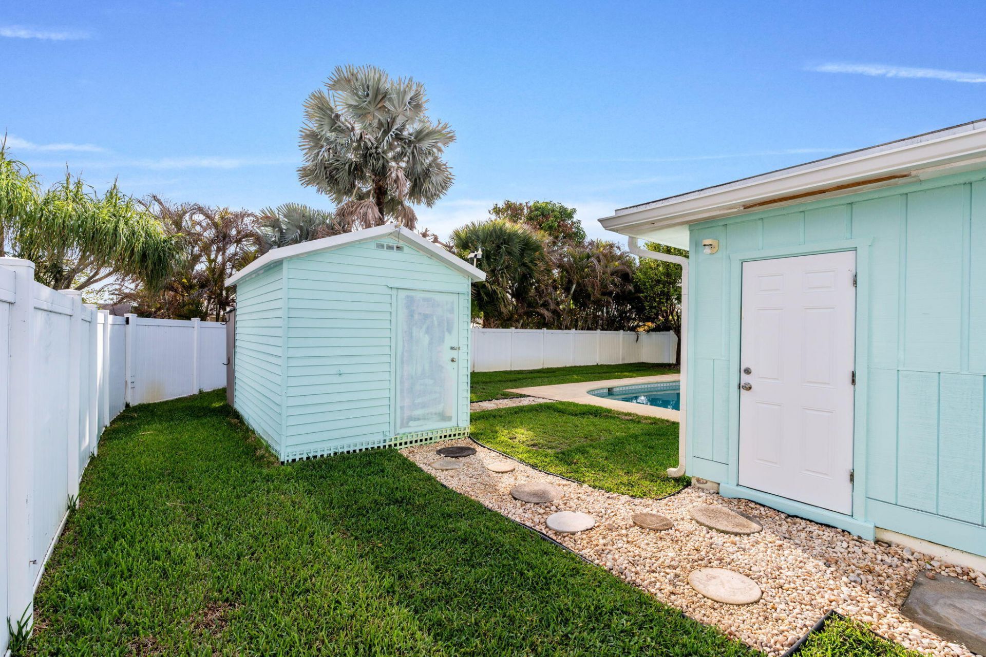 8675 SE Keathley, Hobe Sound, FL 33455 Photo