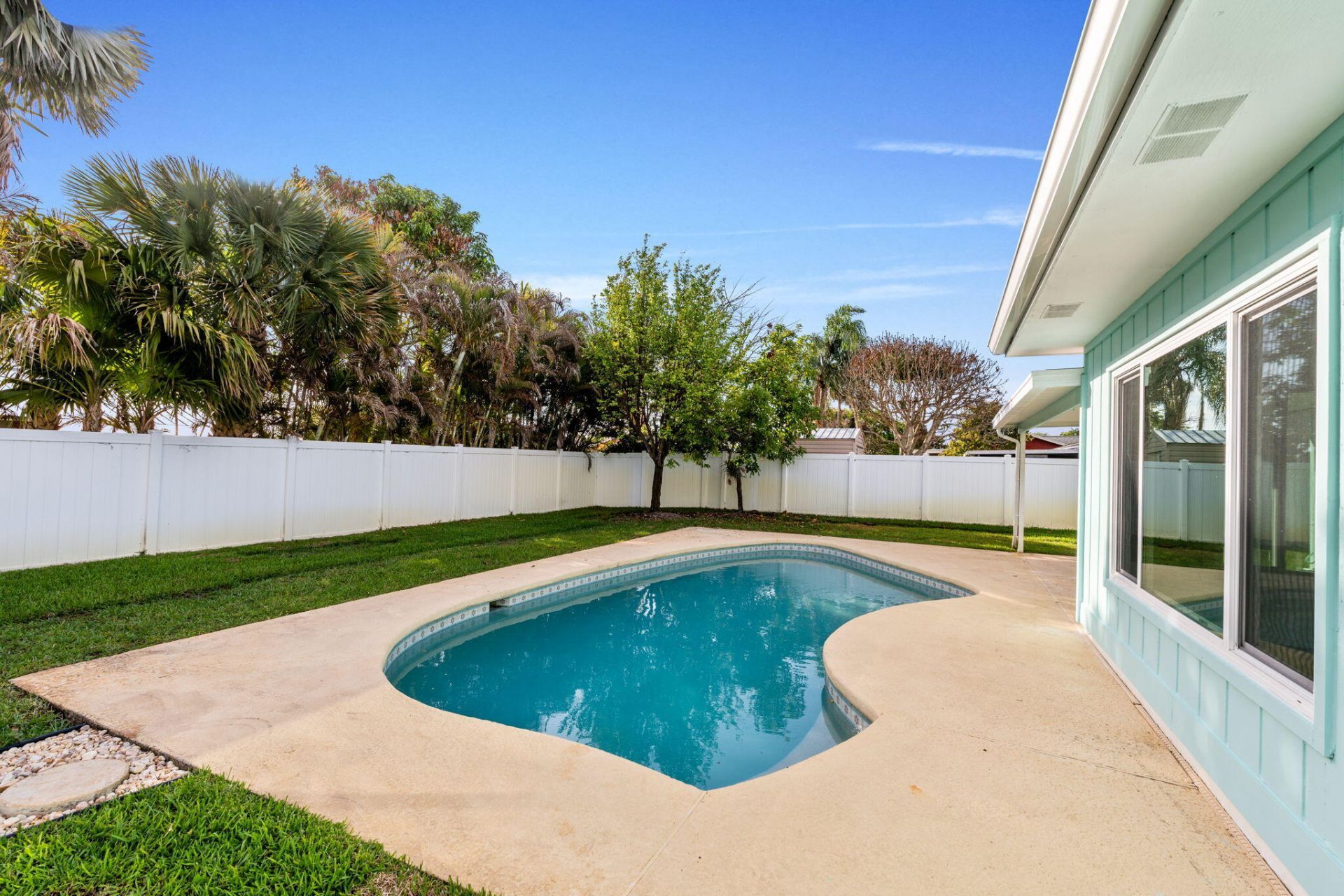 8675 SE Keathley, Hobe Sound, FL 33455 Photo