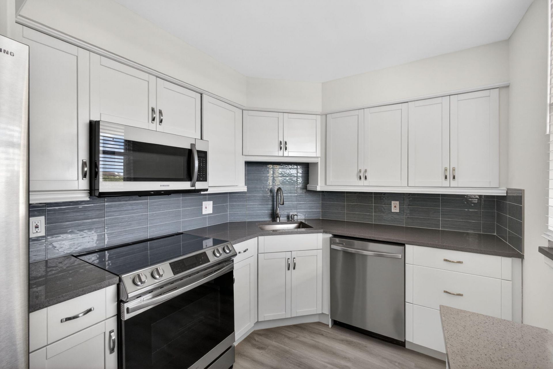 136 Lakeshore Drive, Unit 511, North Palm Beach, FL 33408 Photo