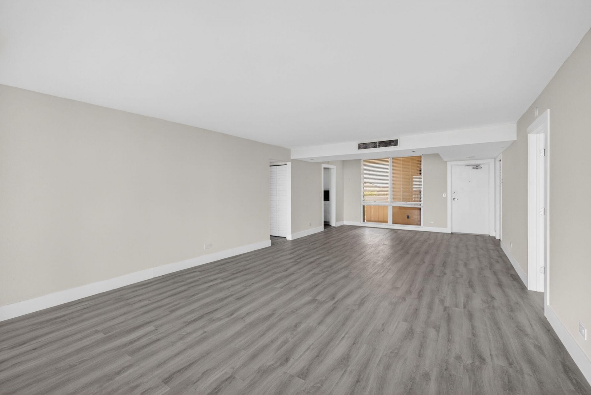 136 Lakeshore Drive, Unit 511, North Palm Beach, FL 33408 Photo