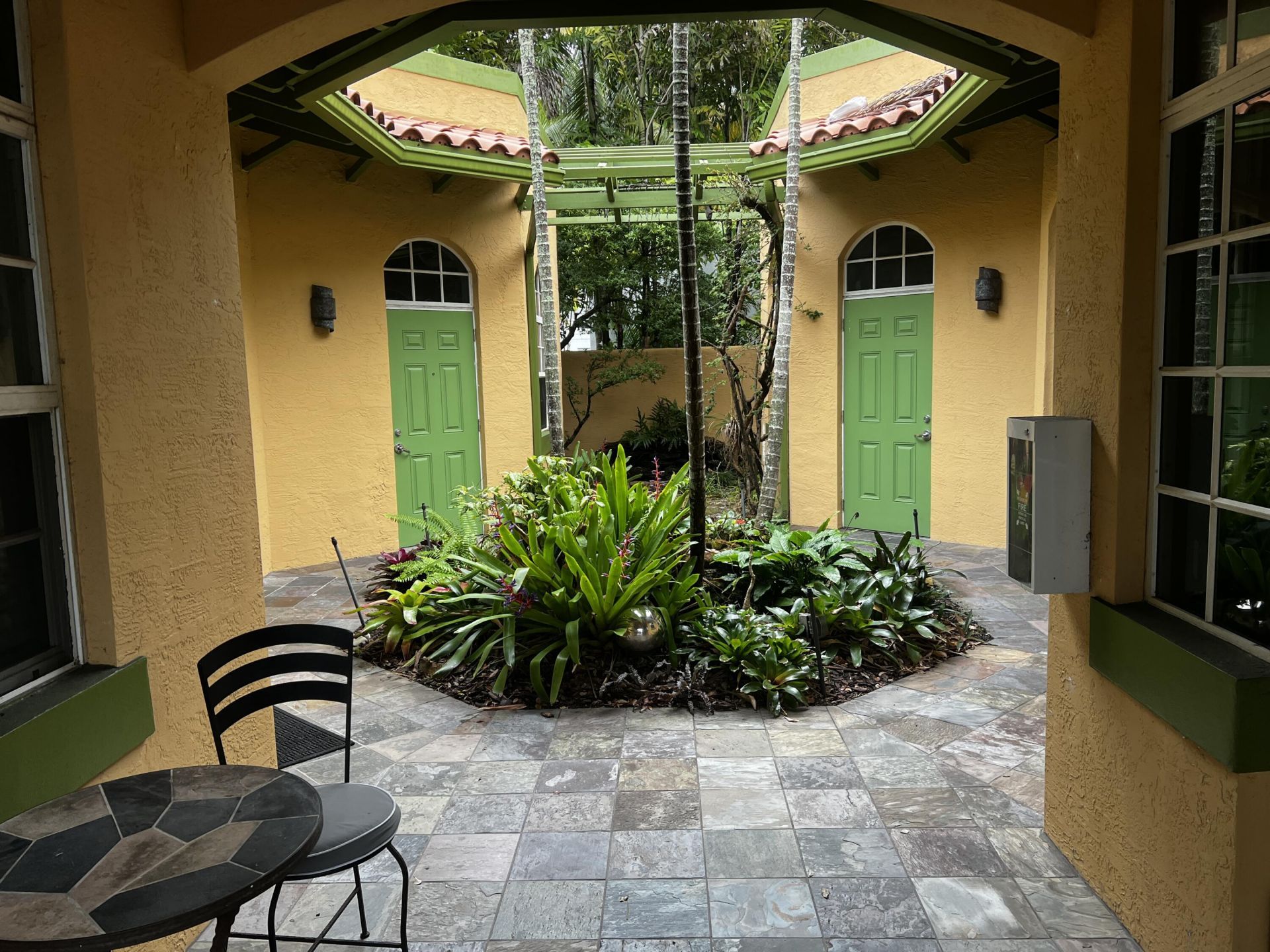 720 NE 3rd, Fort Lauderdale, FL 33394 Photo