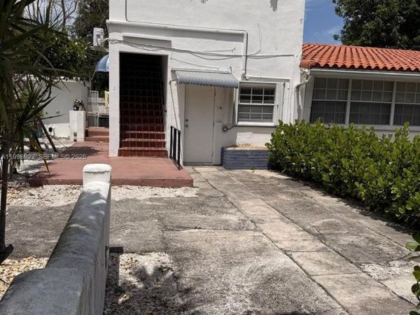 1105 NE 119th St , Unit A, Biscayne Park, FL 33161