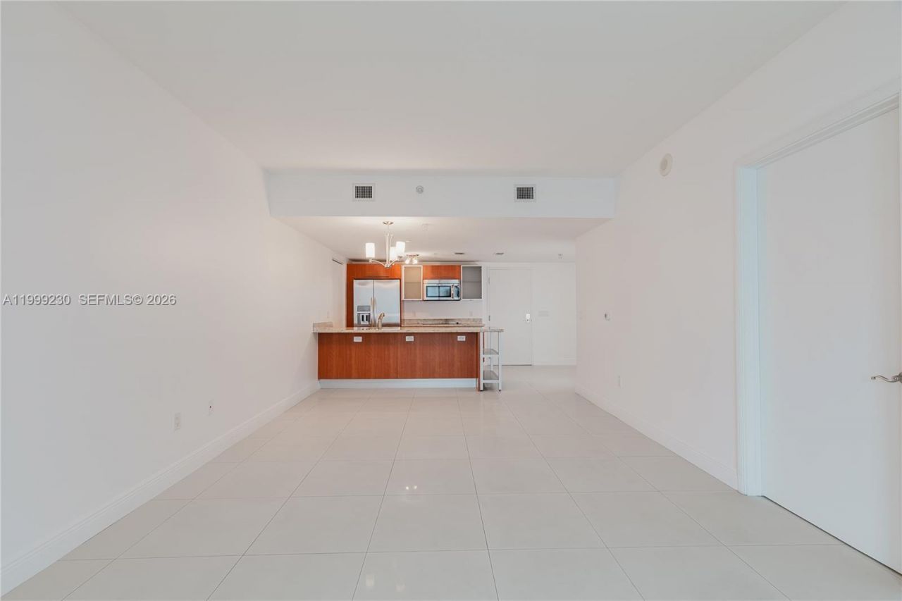 185 SW 7th St, Unit 2007, Miami, FL 33130 Photo