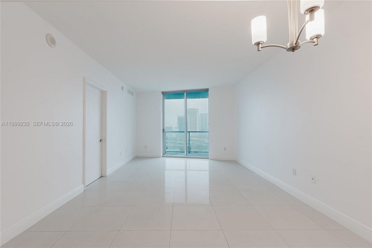 185 SW 7th St, Unit 2007, Miami, FL 33130 Photo