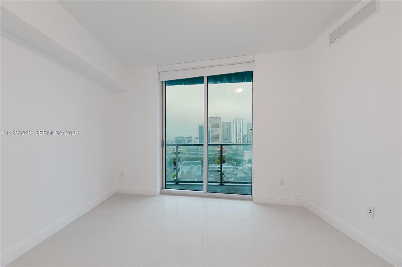 185 SW 7th St, Unit 2007, Miami, FL 33130 Photo