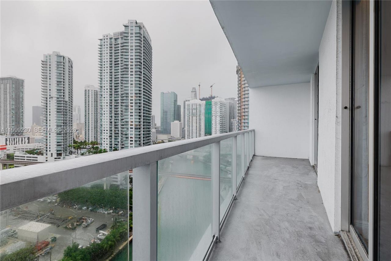 185 SW 7th St, Unit 2007, Miami, FL 33130 Photo