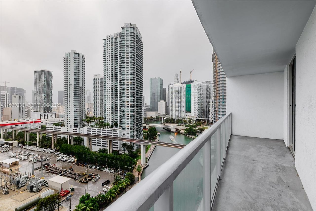 185 SW 7th St, Unit 2007, Miami, FL 33130 Photo
