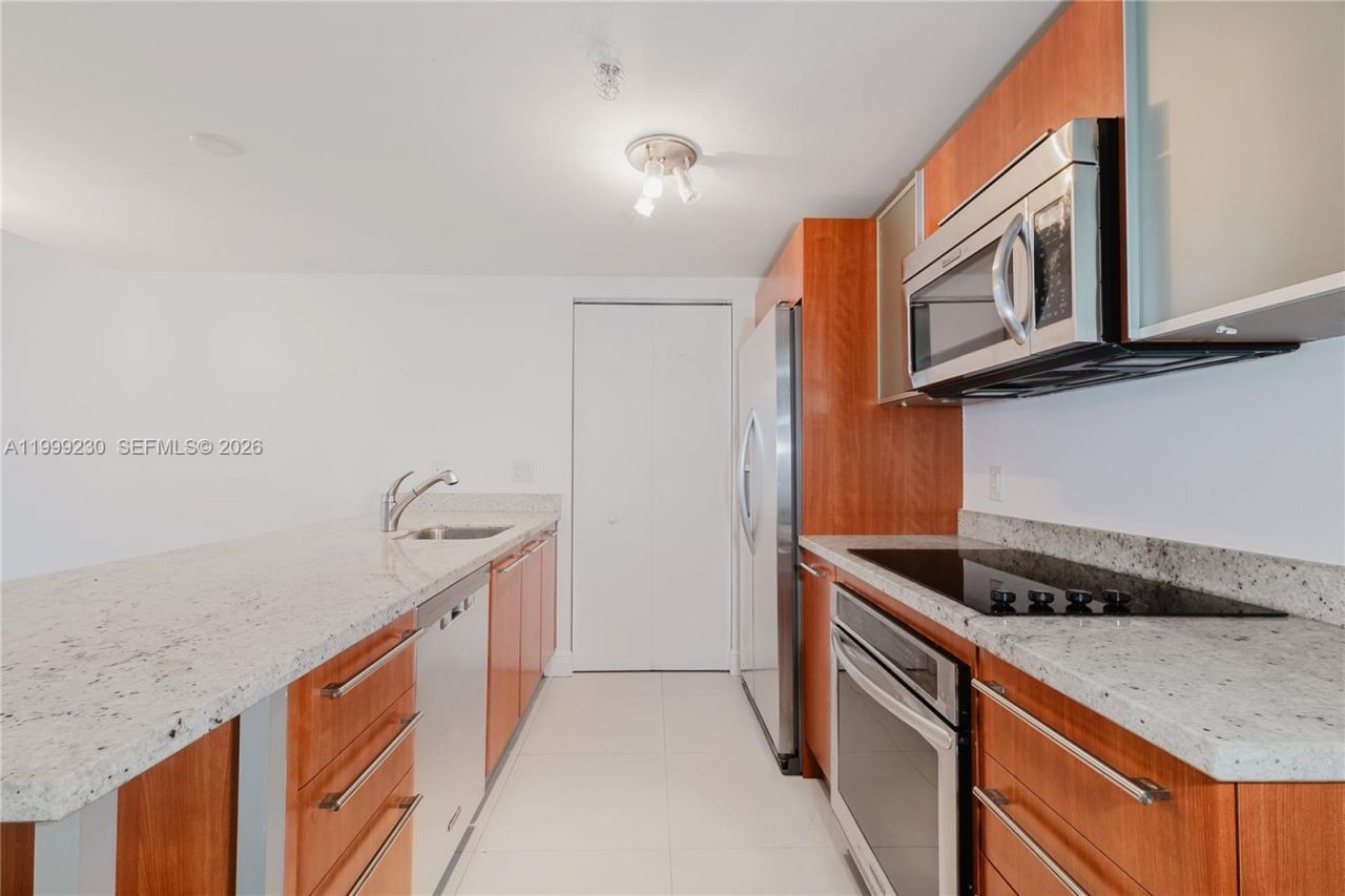 185 SW 7th St, Unit 2007, Miami, FL 33130 Photo