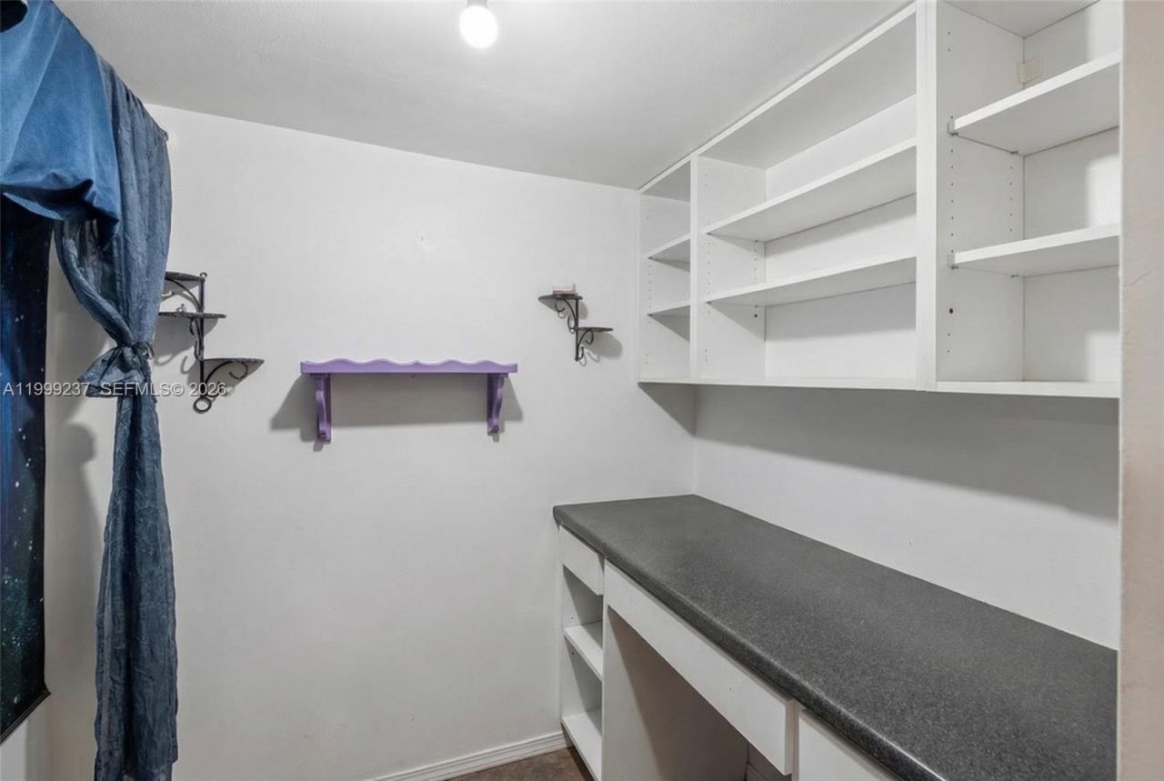 3475 N Country Club Dr , Unit 619, Aventura, FL 33180 Photo