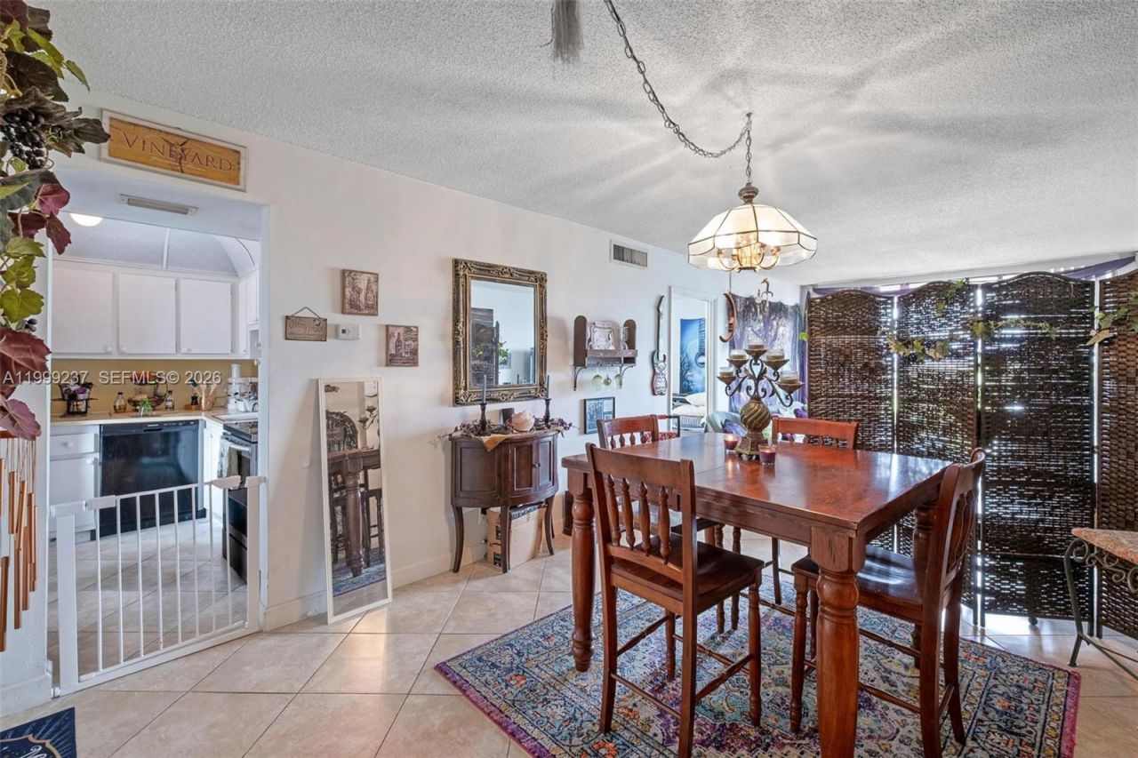 3475 N Country Club Dr , Unit 619, Aventura, FL 33180 Photo