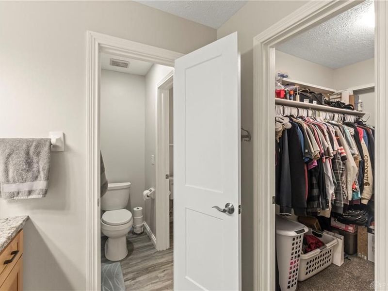 957 Pine Needles Drive, Centerville, OH 45458 Photo 14