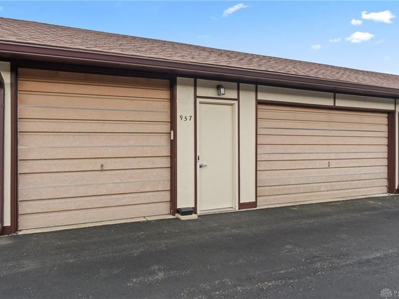 957 Pine Needles Drive, Centerville, OH 45458 Photo 26