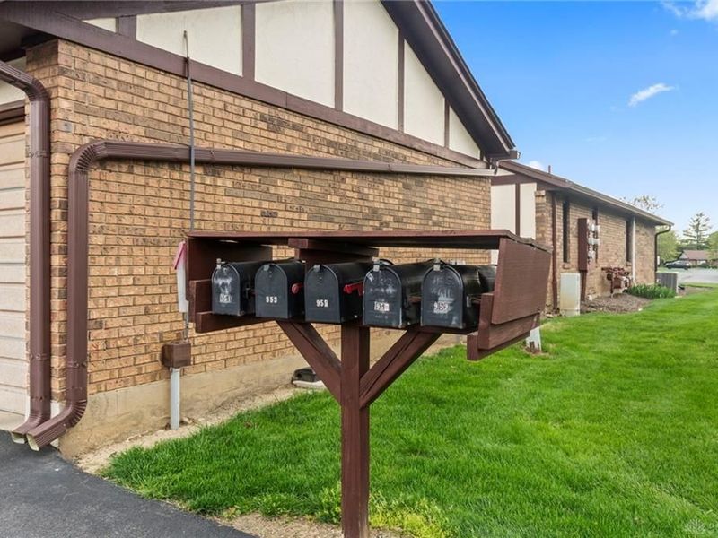 957 Pine Needles Drive, Centerville, OH 45458 Photo 27