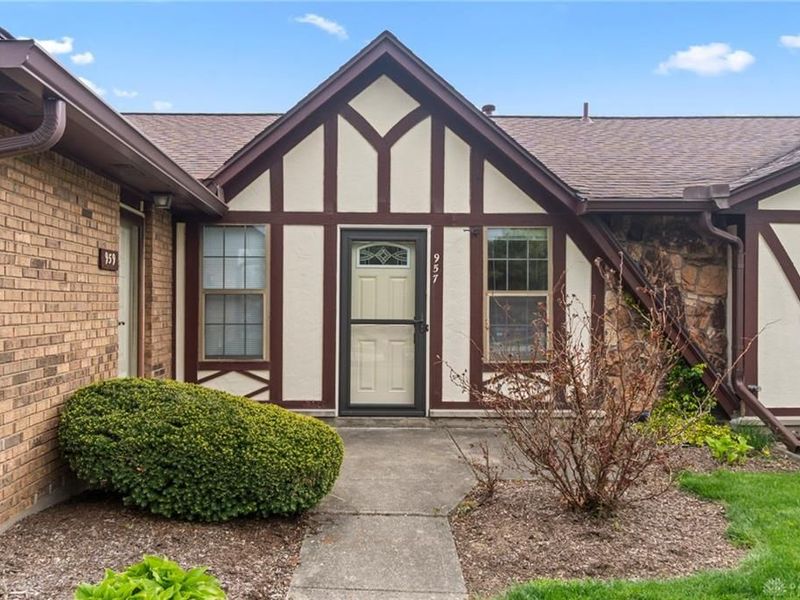 957 Pine Needles Drive, Centerville, OH 45458 Photo 29