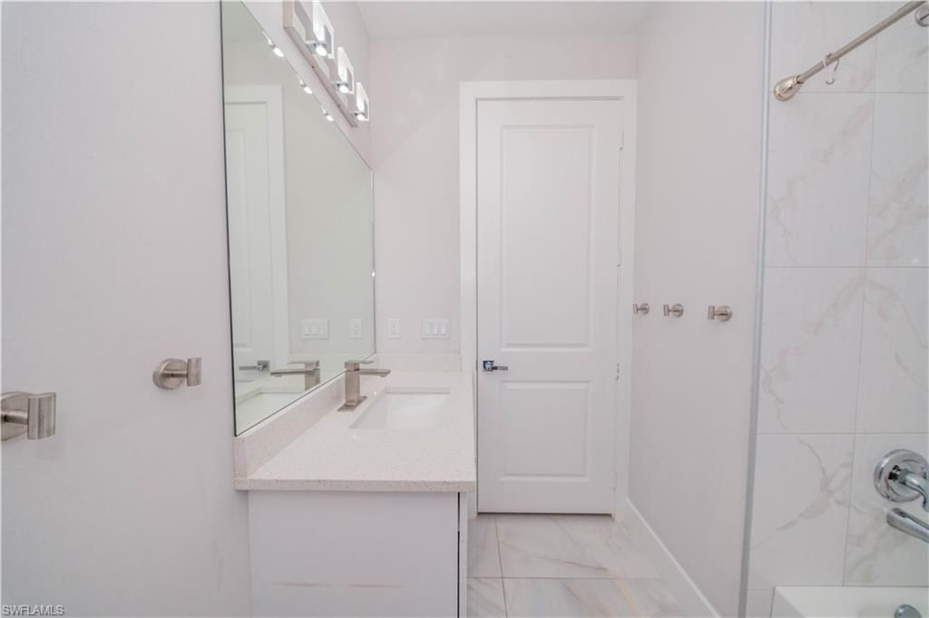 808 37th Ave Nw, Naples, FL 34120 Photo