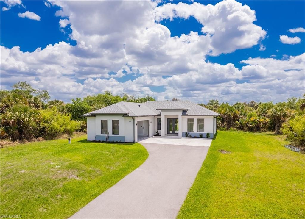 808 37th Ave Nw, Naples, FL 34120 Photo