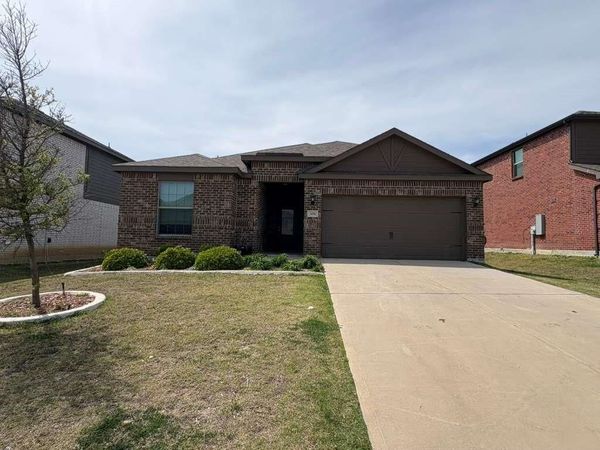 306 Golden Sands Drive, Princeton, TX 75407