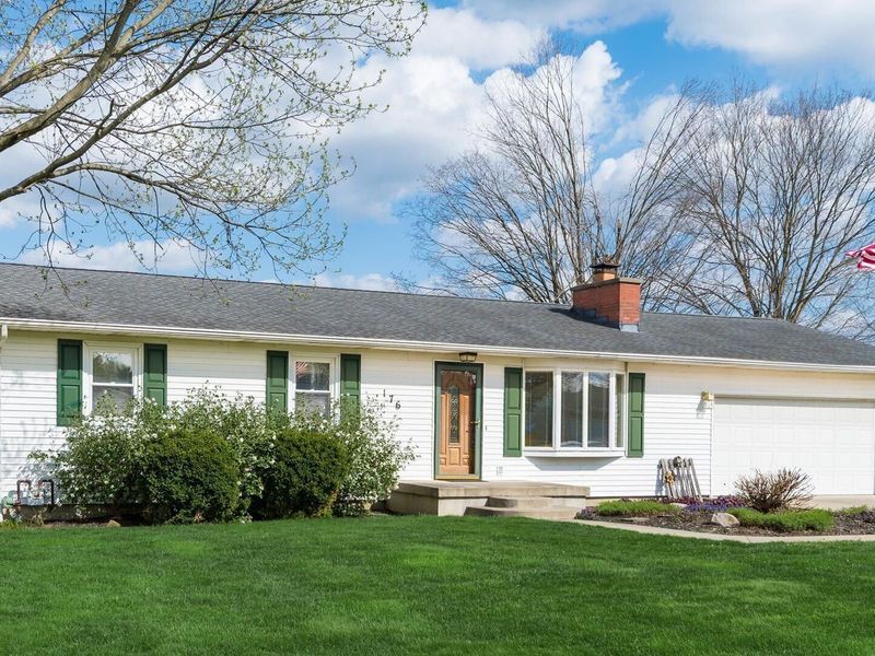 176 New Home Drive NE, Newark, OH 43055 Photo 1