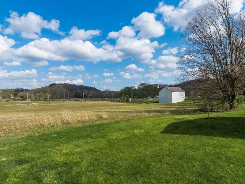 176 New Home Drive NE, Newark, OH 43055 Photo 10