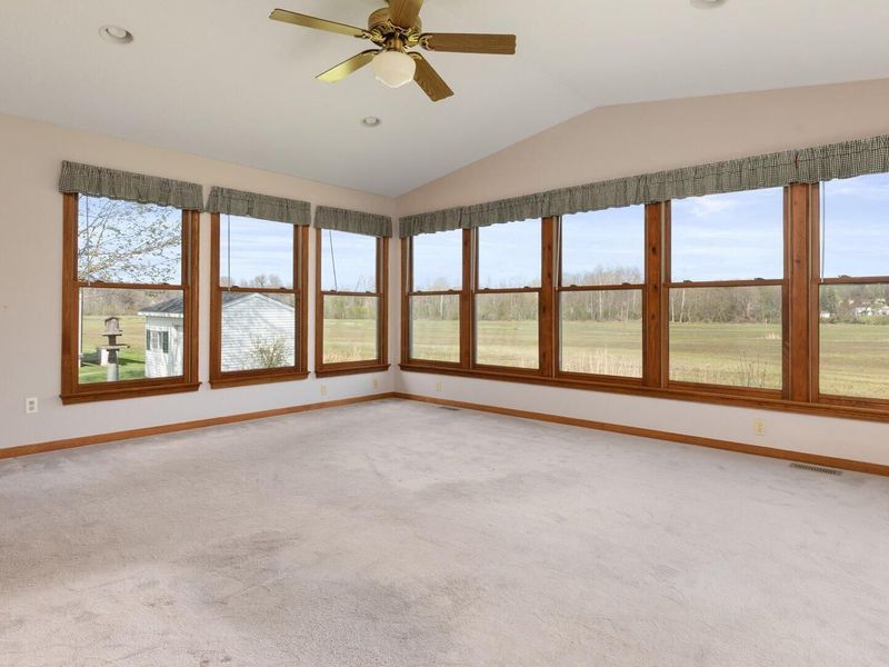 176 New Home Drive NE, Newark, OH 43055 Photo 22