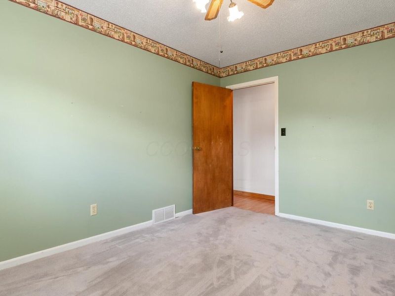 176 New Home Drive NE, Newark, OH 43055 Photo 24