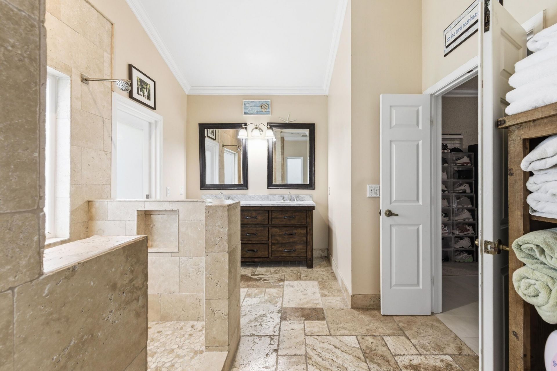 10114 Hunt Club Lane, Palm Beach Gardens, FL 33418 Photo