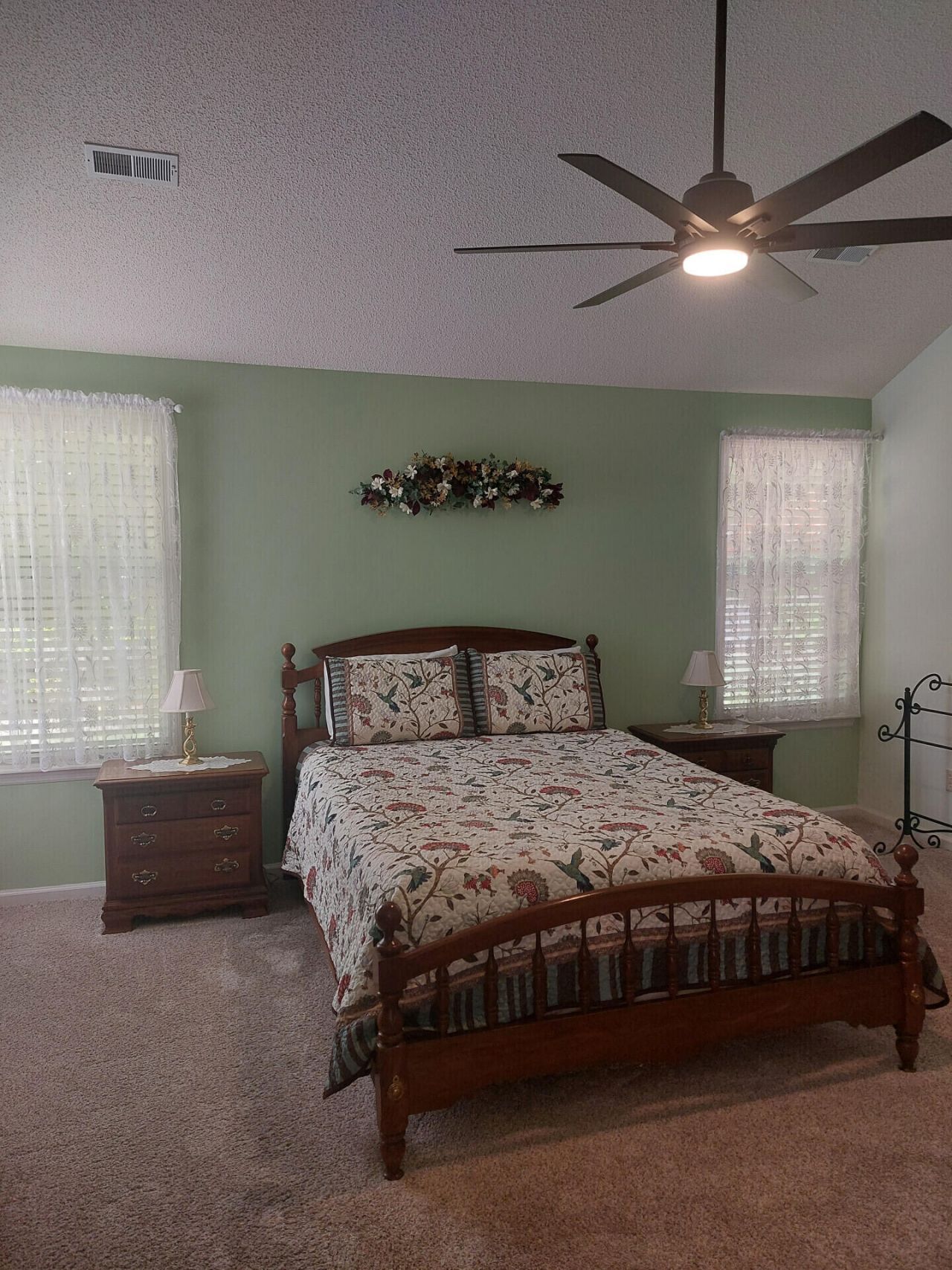 104 Allegheny Circle Photo 9