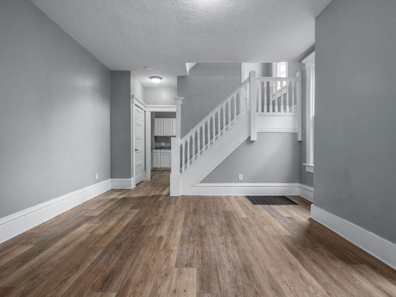 565 Gilbert Street , Columbus, OH 43205 Photo 8