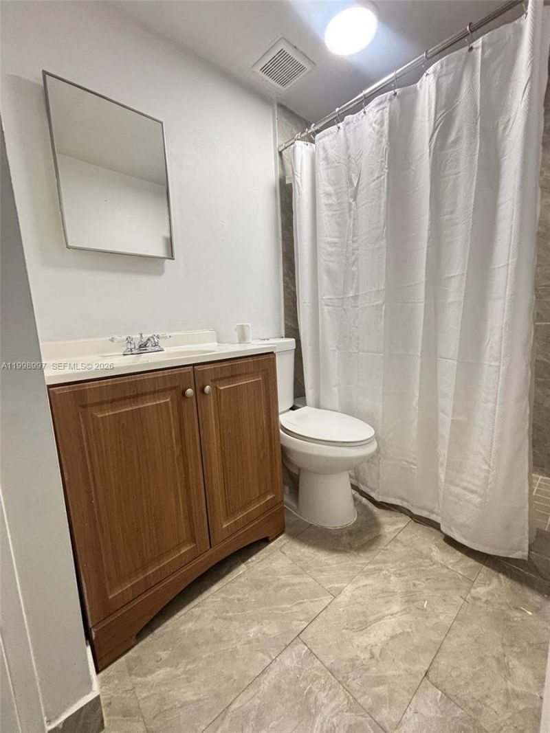 719 Glenn Pkwy, Unit 1, Hollywood, FL 33021 Photo