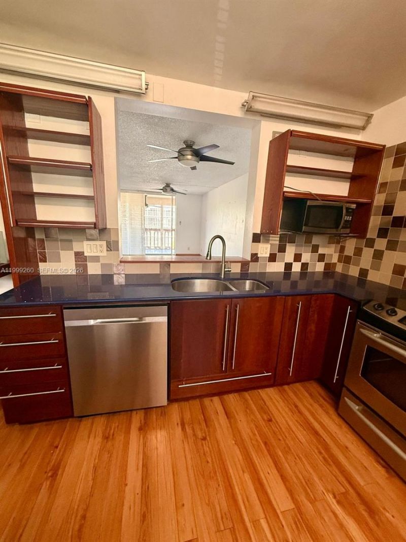 Please Call For Address, Unit 401, Hallandale Beach, FL 33009 Photo