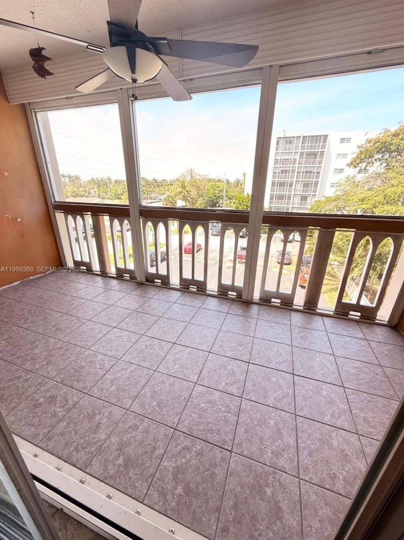 Please Call For Address, Unit 401, Hallandale Beach, FL 33009 Photo