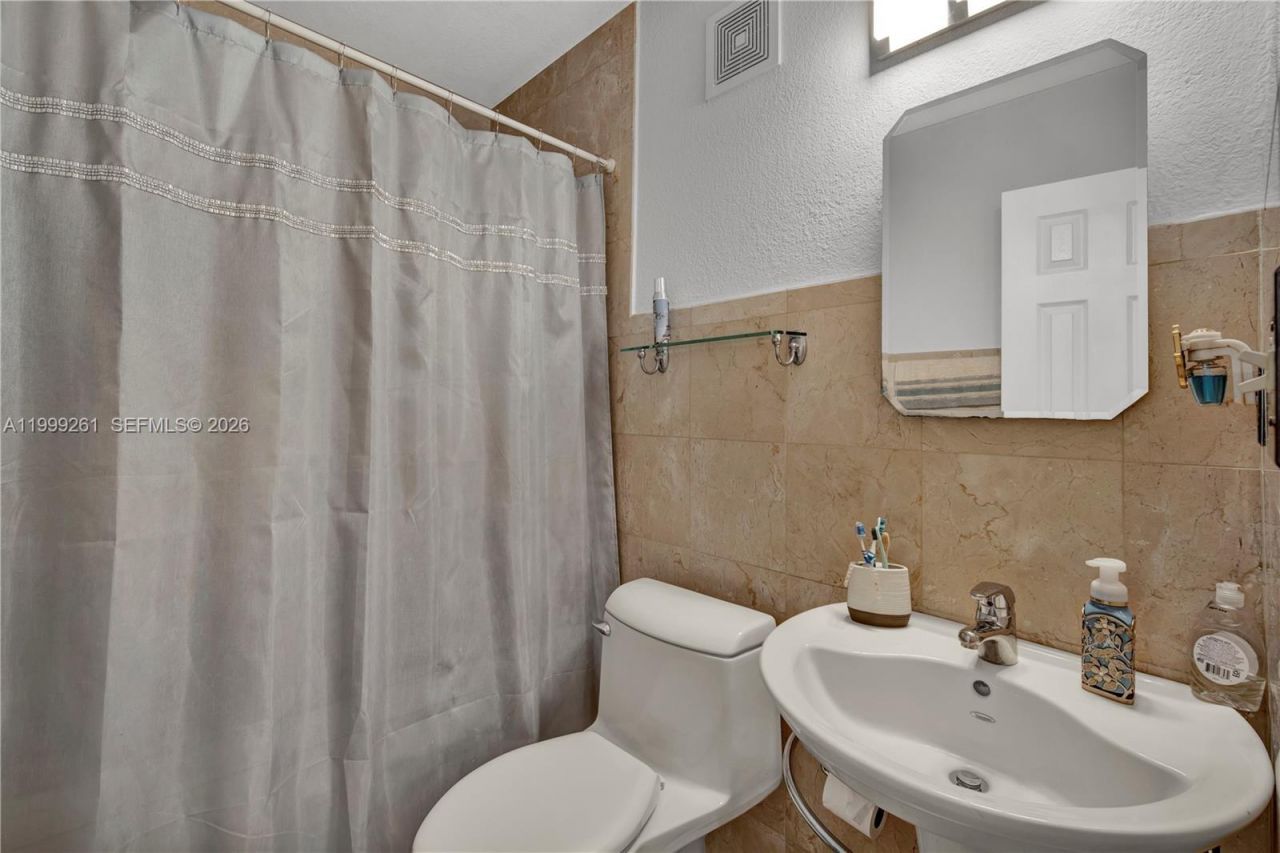 3996 Estepona Ave, Unit 4-A-1, Doral, FL 33178 Photo