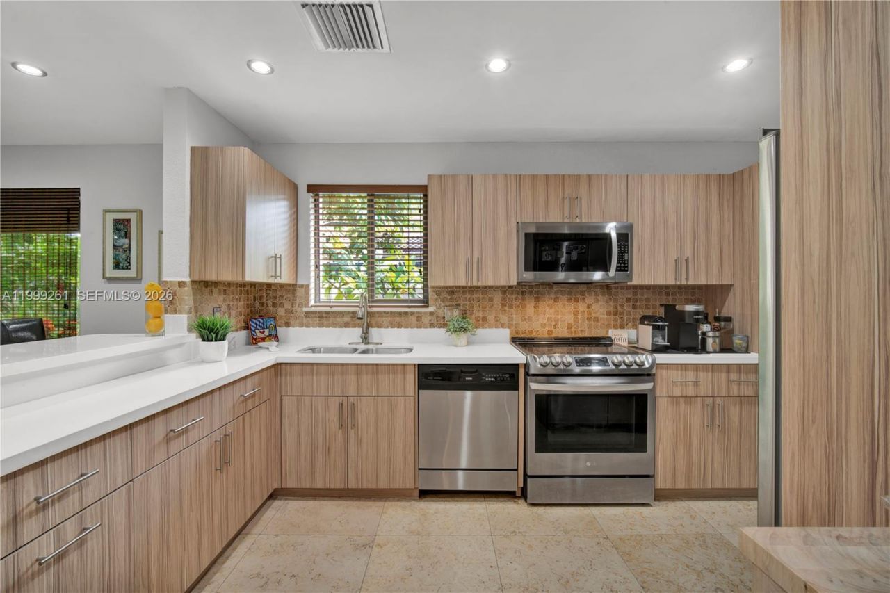 3996 Estepona Ave, Unit 4-A-1, Doral, FL 33178 Photo