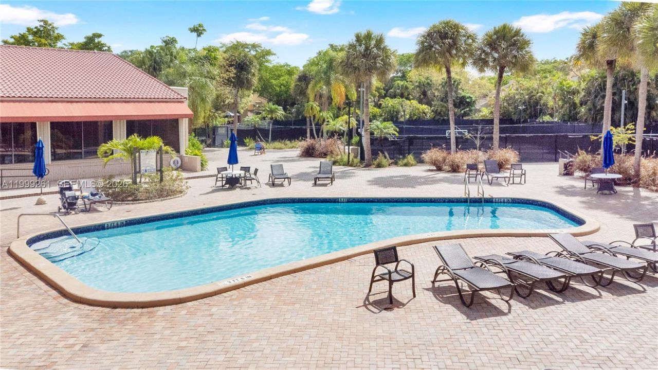3996 Estepona Ave, Unit 4-A-1, Doral, FL 33178 Photo