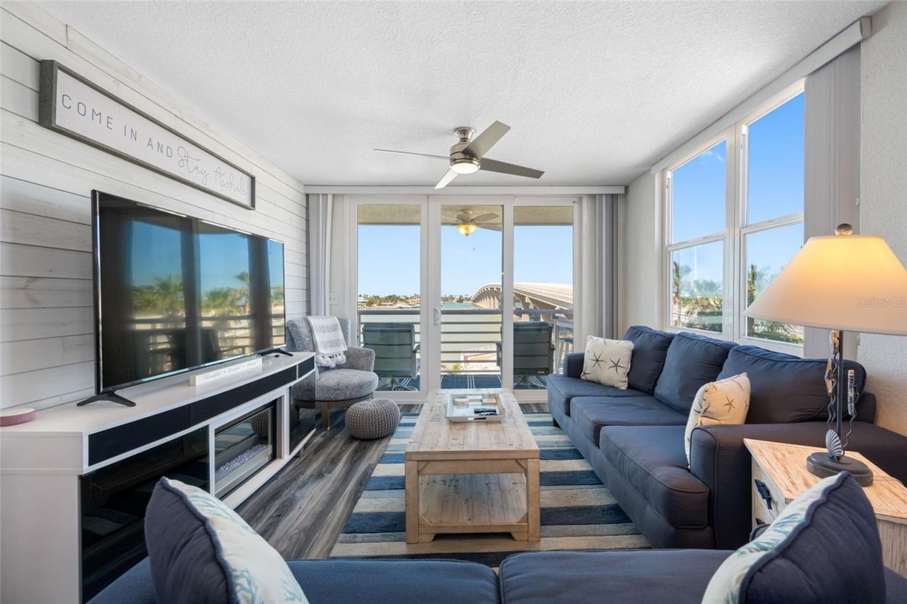 5701 Bahia Del Mar Circle, Unit 408, Saint Petersburg, FL 33715 Photo