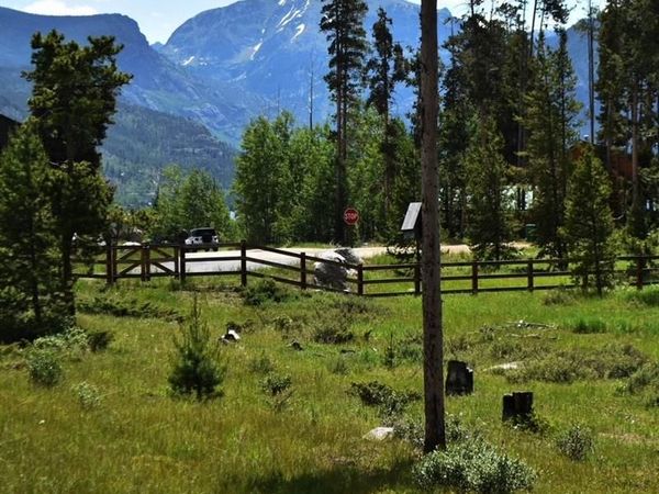 276 County Road 480 , Grand Lake, CO 80447