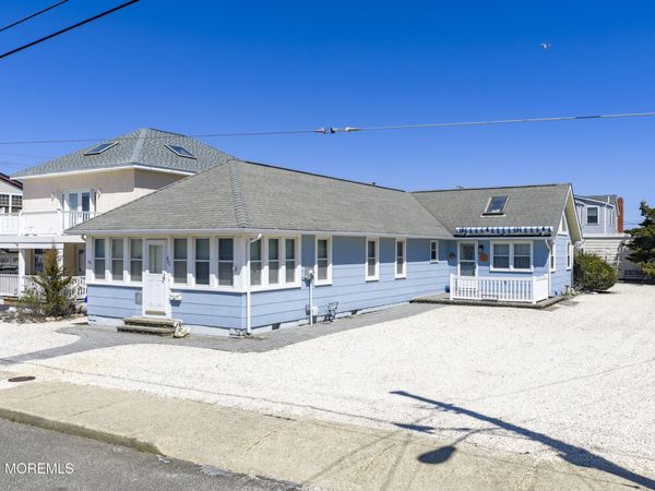 111 E 22nd Street, Ship Bottom, NJ 08008