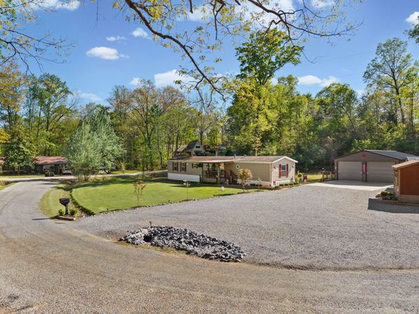 380 Upchurch Drive, Buchanan, TN 38222