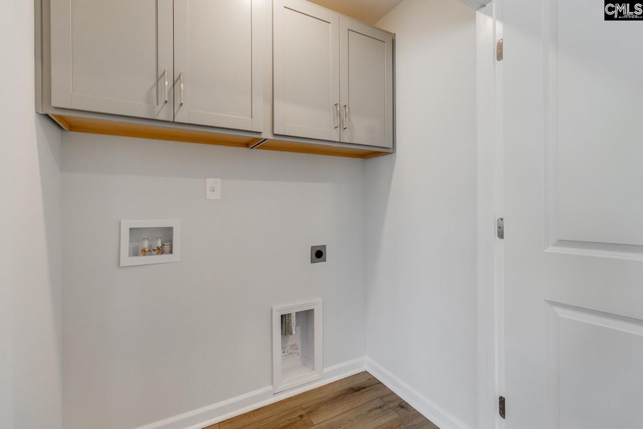 3042 Harborview Drive Photo 13