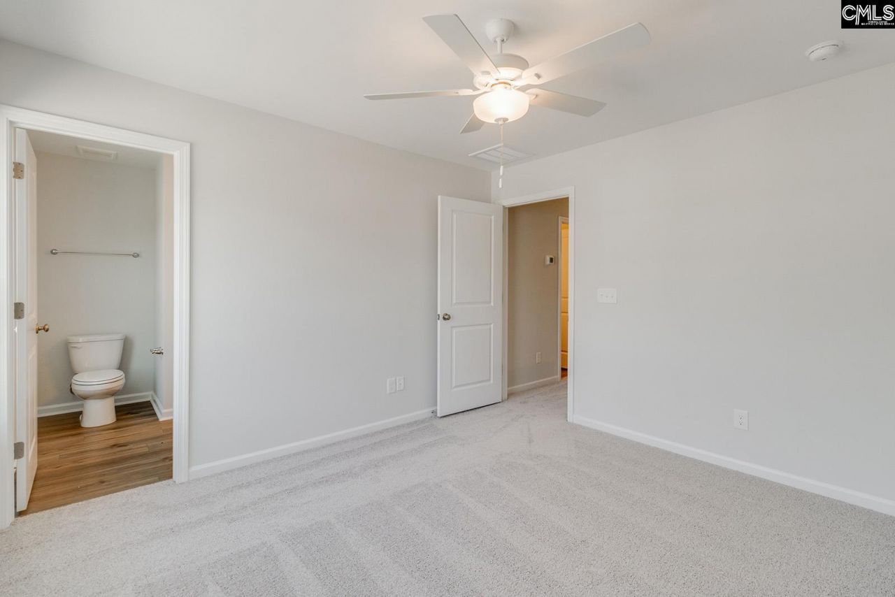 3042 Harborview Drive Photo 16