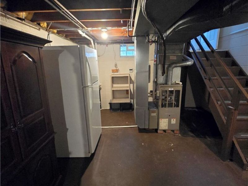 4290 Jennings Road, Cleveland, OH 44109 Photo 15